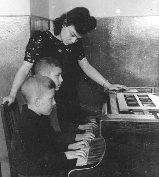 Ташкент, 1942