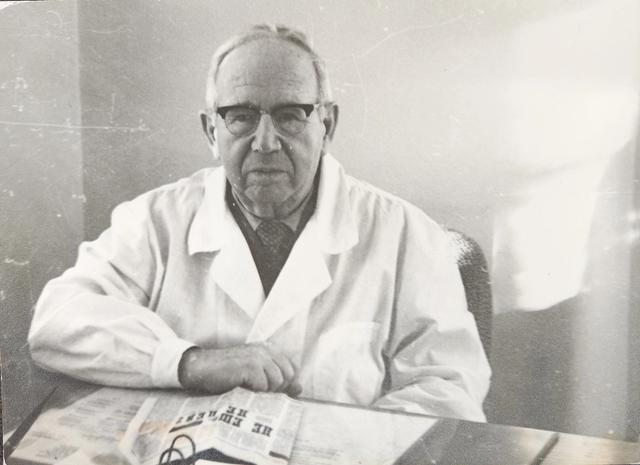 Иосиф Евсеевич Казакевич (1895–1992), 1982